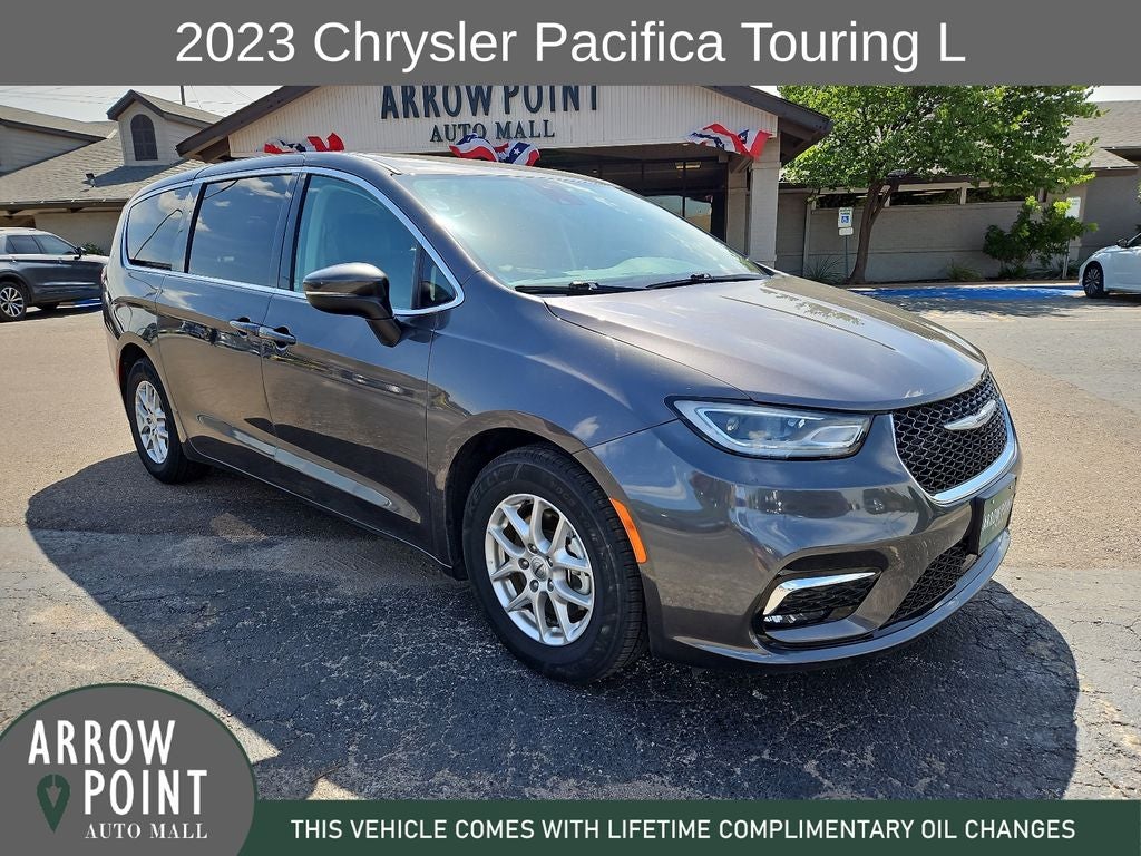 2023 Chrysler Pacifica Touring L in Granite Crystal Metallic Clearcoat — front three-quarter view